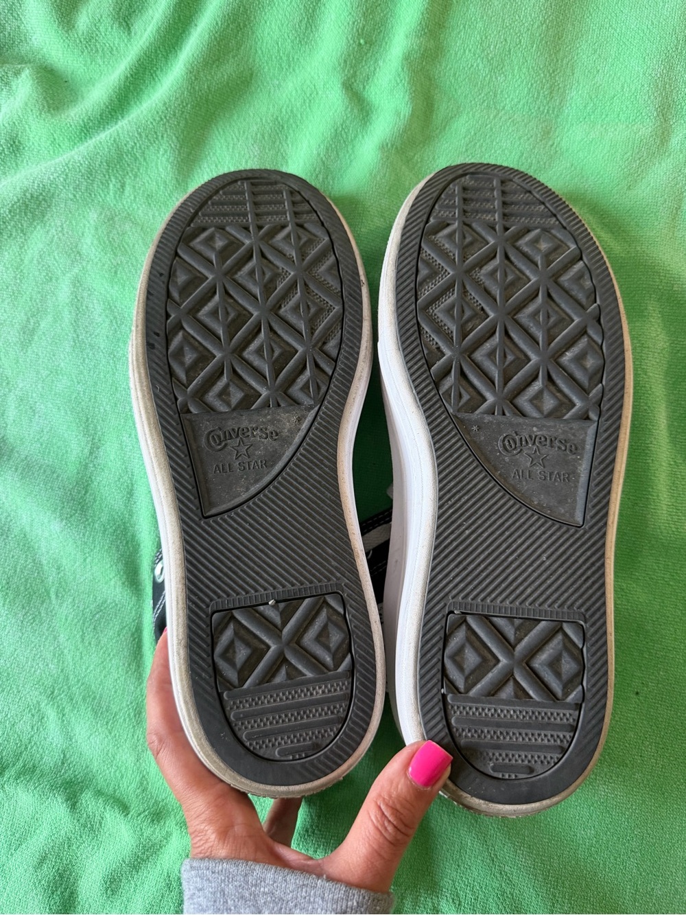 Converse - Picture 4 of 4